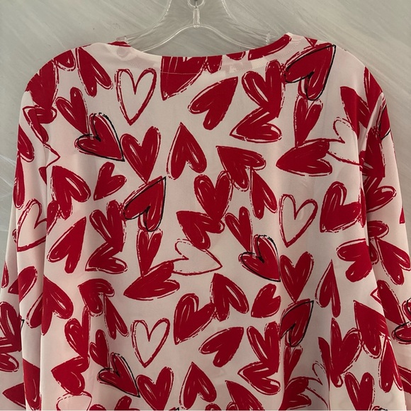 Belle by Kim Gravel White/Red Hearts on Fire V-Neck Ruched Tie Sleeve Blouse - Picture 10 of 13